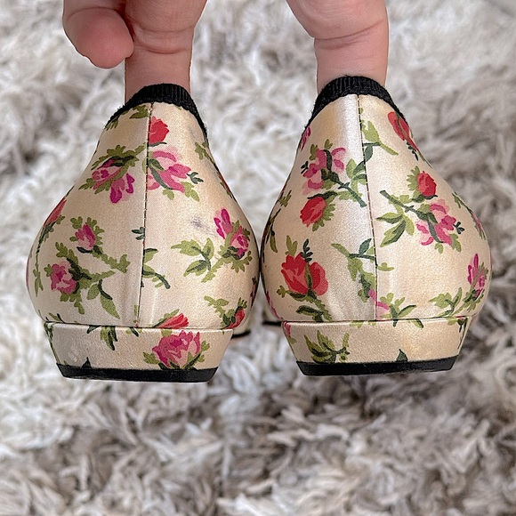 Vintage PRADA Pointed Toe Silk Leather English Cottage Rose Garden Flats 38.5 - Picture 5 of 7